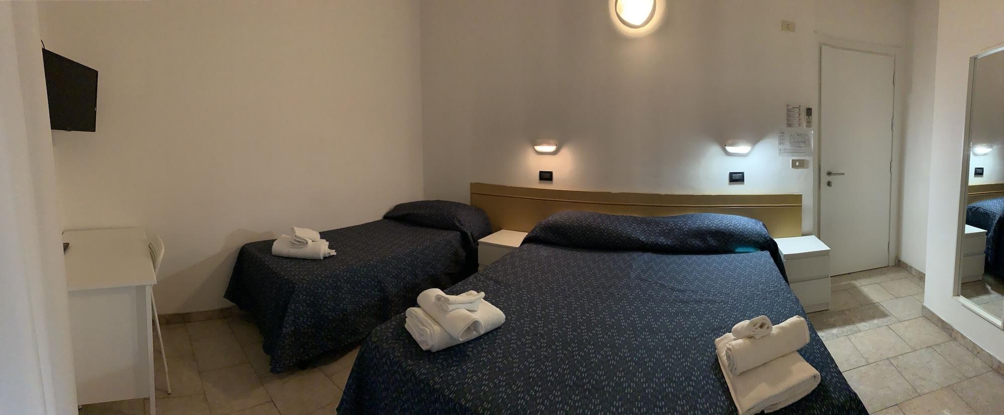 Hotel Marylise Rimini Buitenkant foto