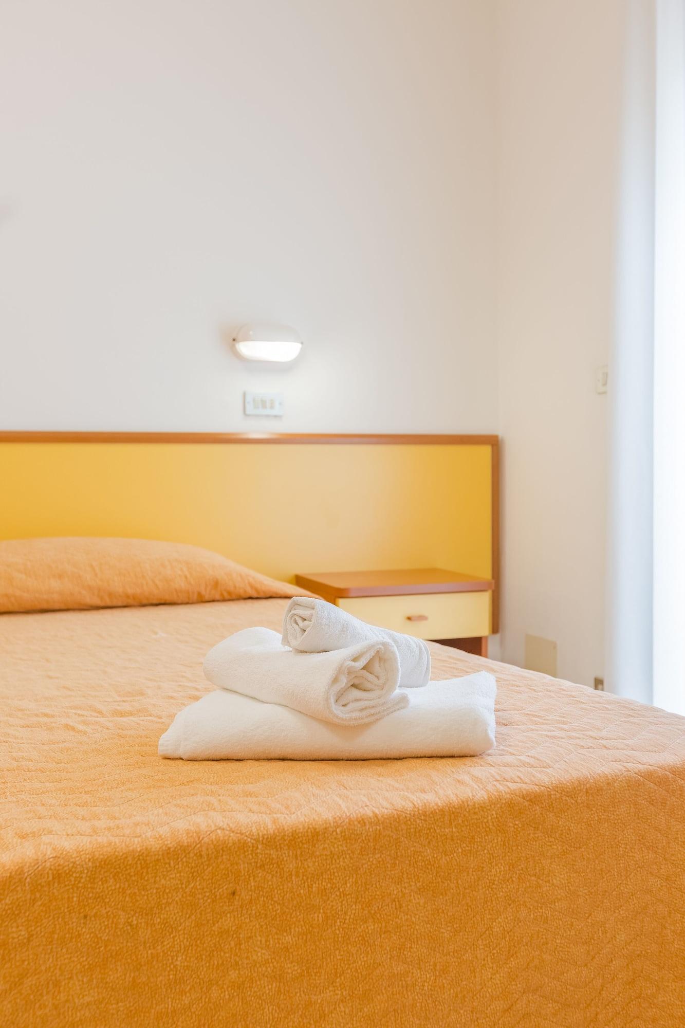 Hotel Marylise Rimini Buitenkant foto