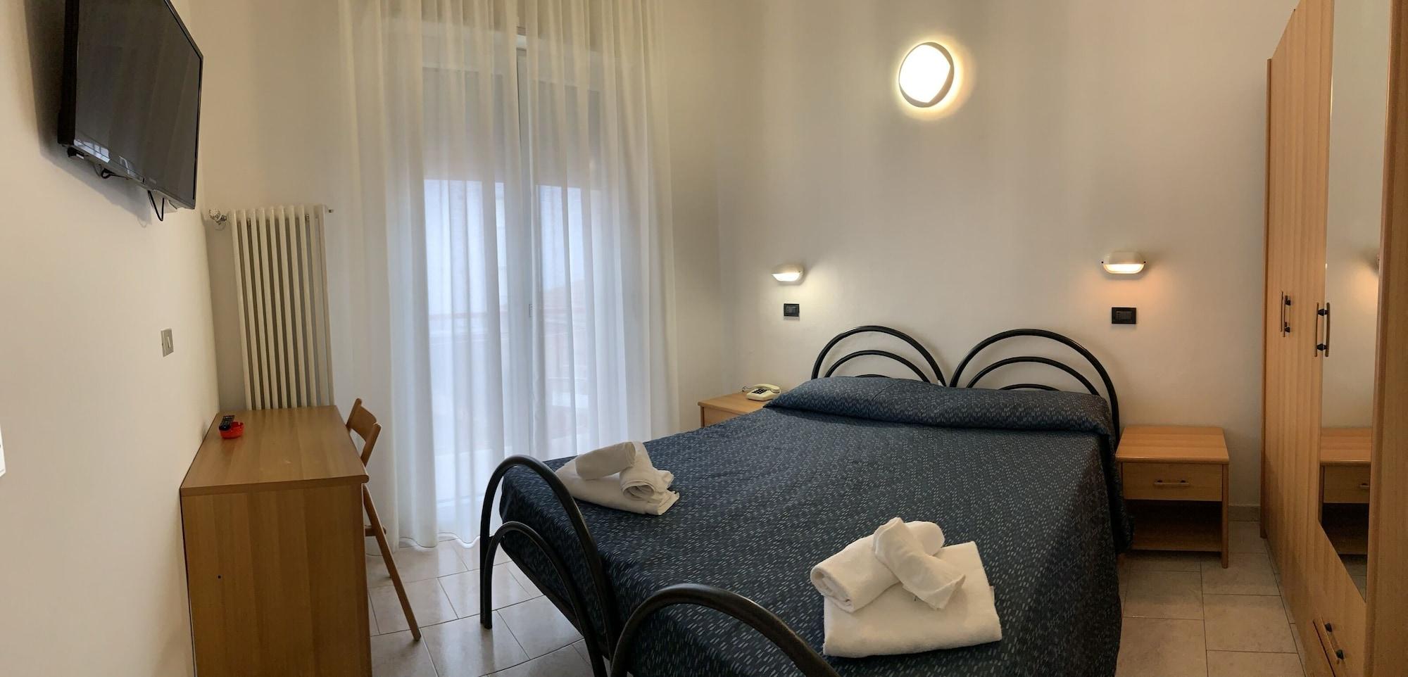 Hotel Marylise Rimini Buitenkant foto
