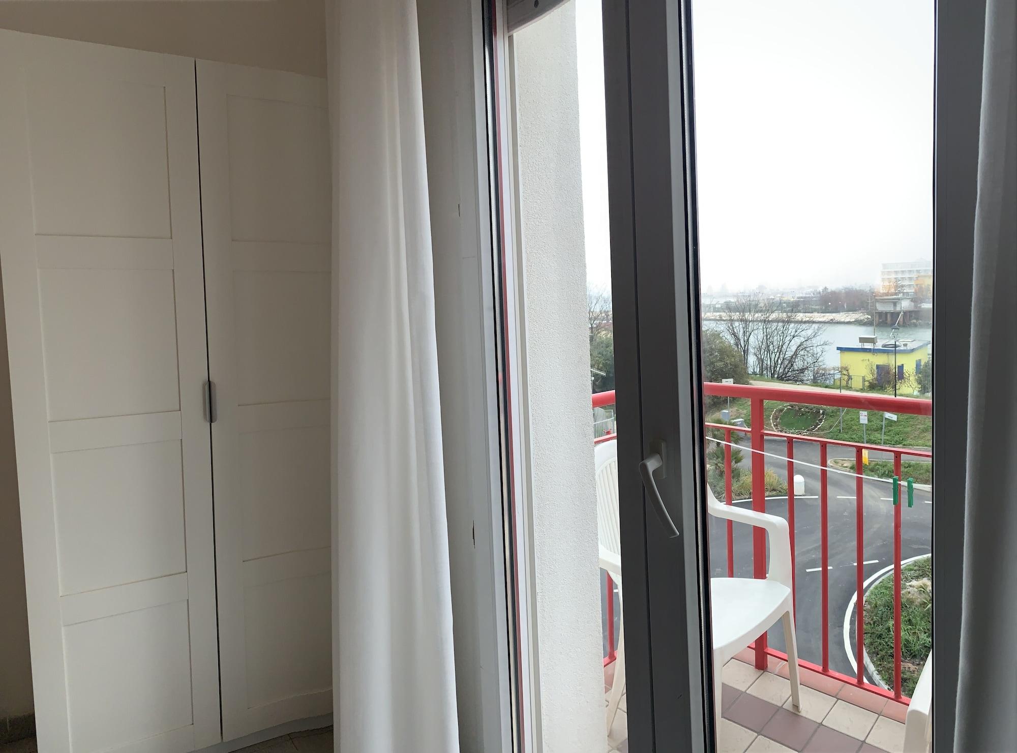 Hotel Marylise Rimini Buitenkant foto